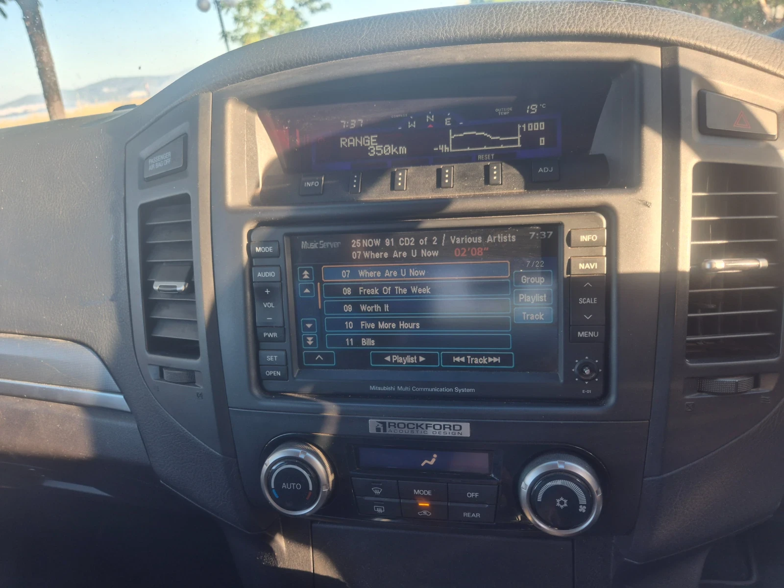 Mitsubishi Pajero 3.2 did Elegance , снимка 14 - Автомобили и джипове - 55693039