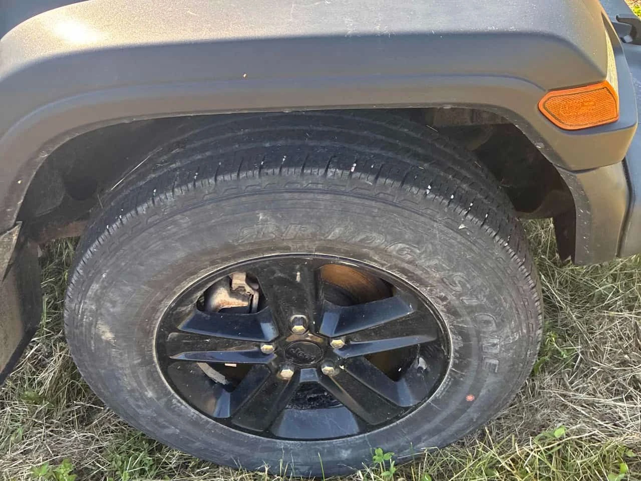 Jeep Wrangler * Sport * CARFAX * ЦЕНА ДО БГ, снимка 6 - Автомобили и джипове - 55696783