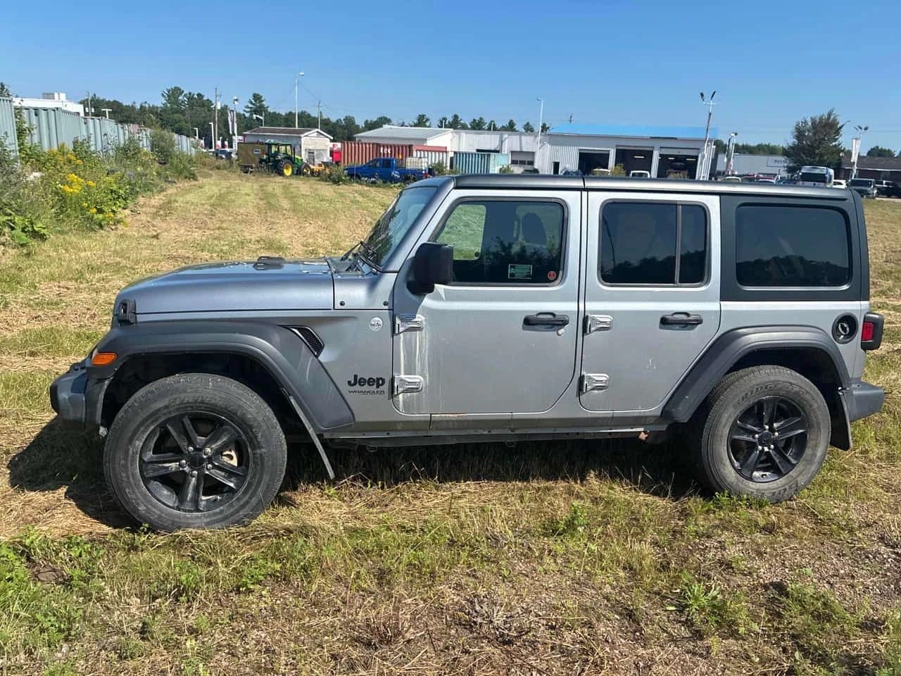 Jeep Wrangler * Sport * CARFAX * ЦЕНА ДО БГ, снимка 2 - Автомобили и джипове - 55696783