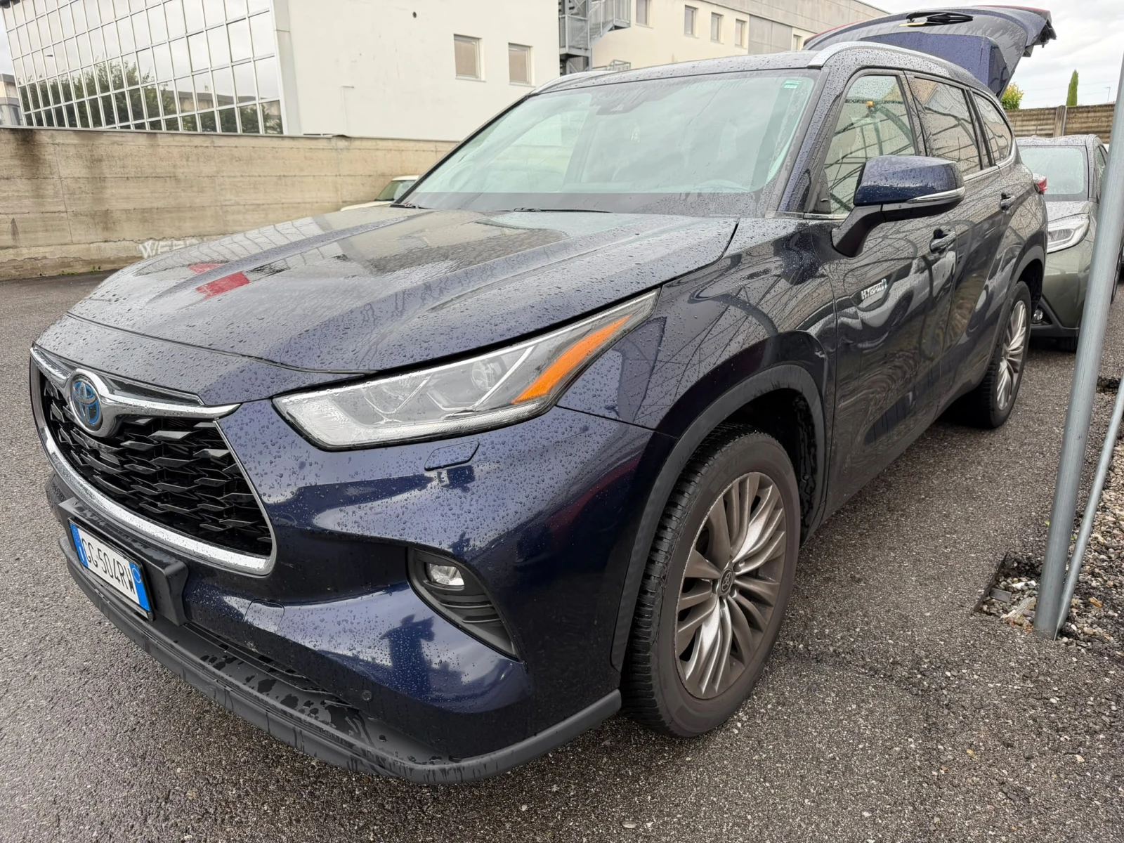 Toyota Highlander 2.5Hybrid  Lounge