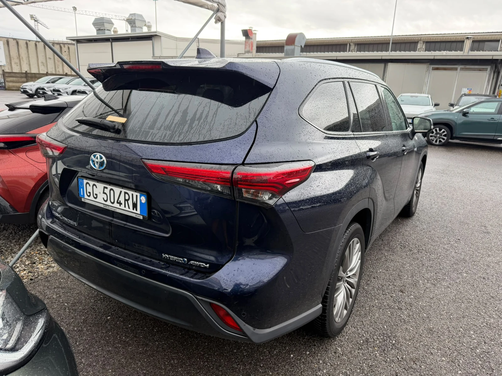 Toyota Highlander 2.5Hybrid  Lounge, снимка 2 - Автомобили и джипове - 56061811