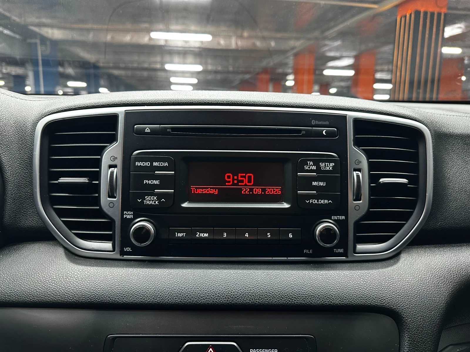 Kia Sportage 1.6i 132 к.с./ГАЗ/от БГ/ГАРАНЦИЯ, снимка 14 - Автомобили и джипове - 56199140