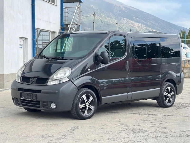 Renault Trafic 9-места/Климатик, снимка 2 - Бусове и автобуси - 47175574