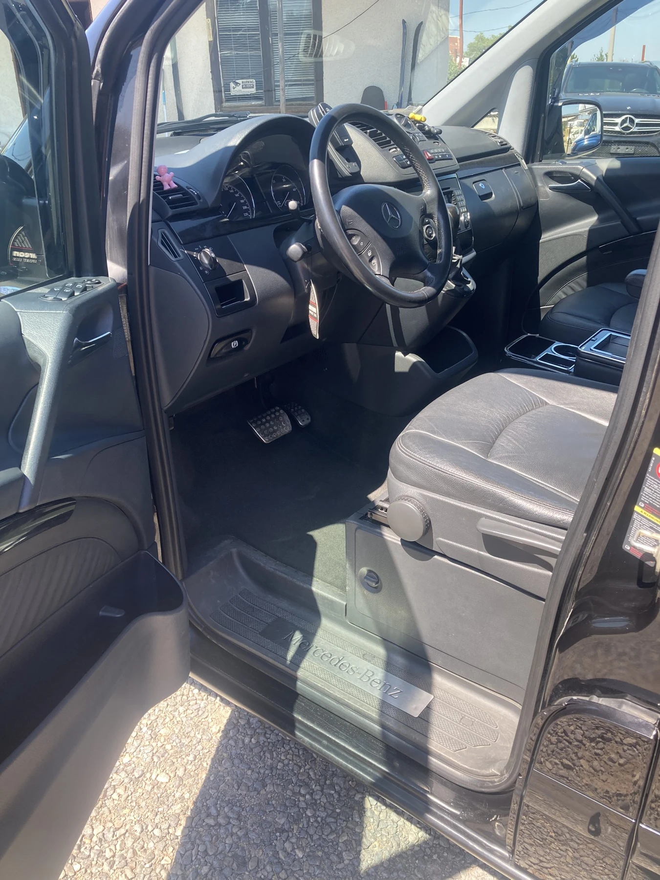 Mercedes-Benz Viano 2.2 CDI - изображение 6