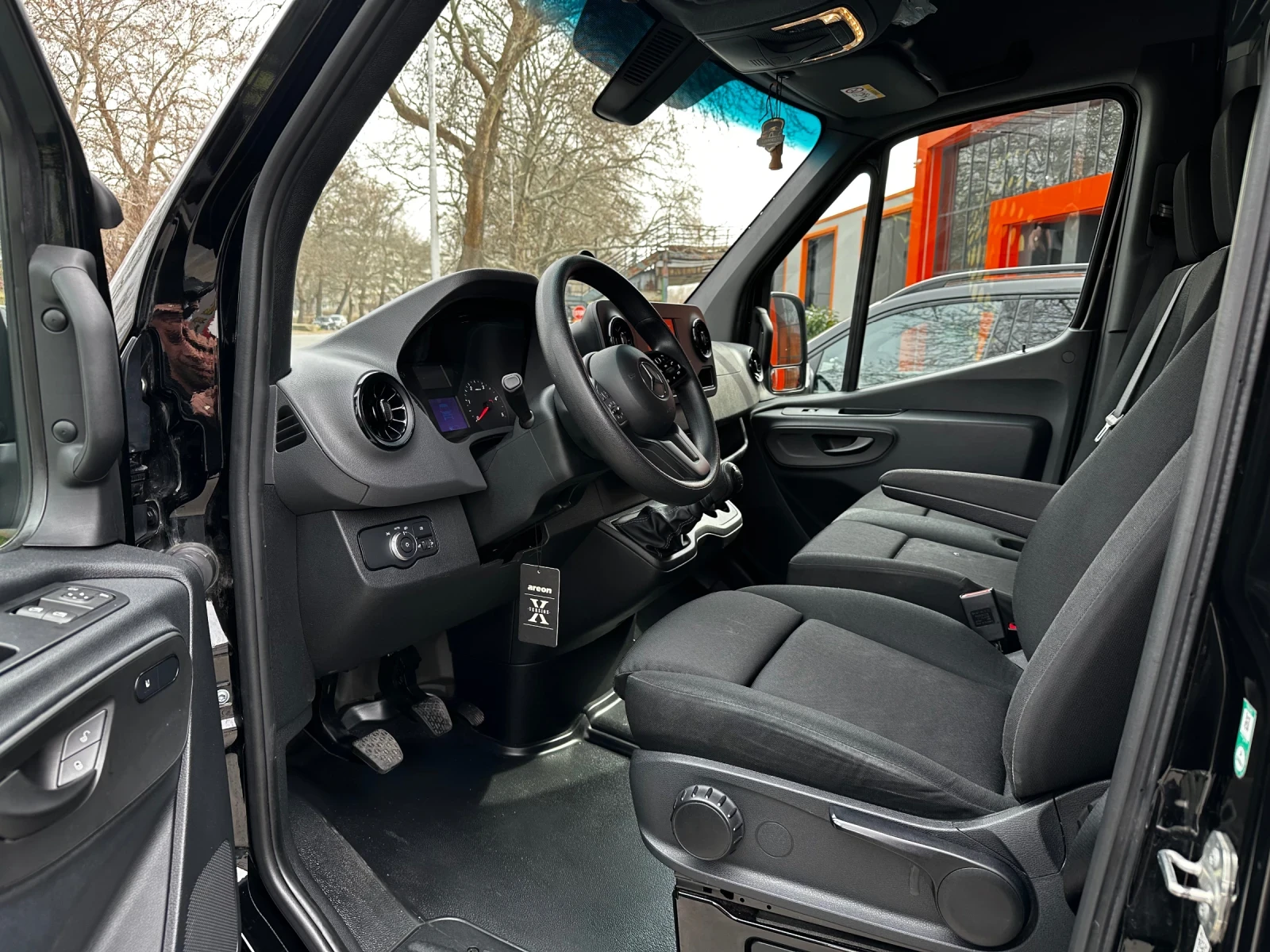 Mercedes-Benz Sprinter 318 Mercedes Sprinter 317cdi Гаранционен , снимка 10 - Бусове и автобуси - 53760453