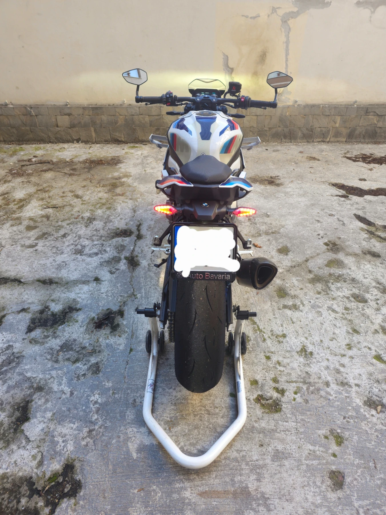 BMW M 1000 r - изображение 9