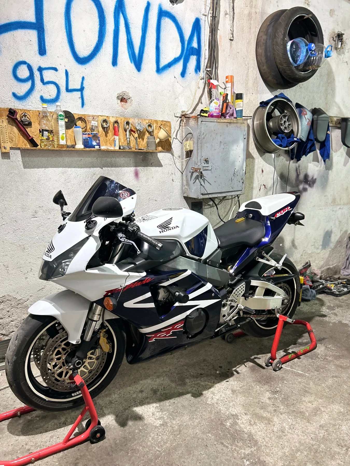 Honda Cbr 954, снимка 3 - Мотоциклети и мототехника - 53714762