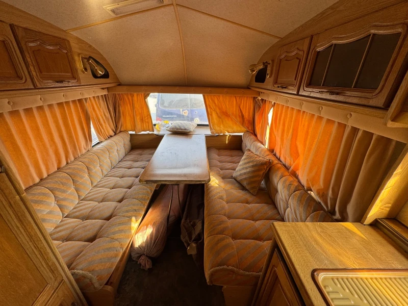 Каравана Adria, снимка 8 - Каравани и кемпери - 51427565