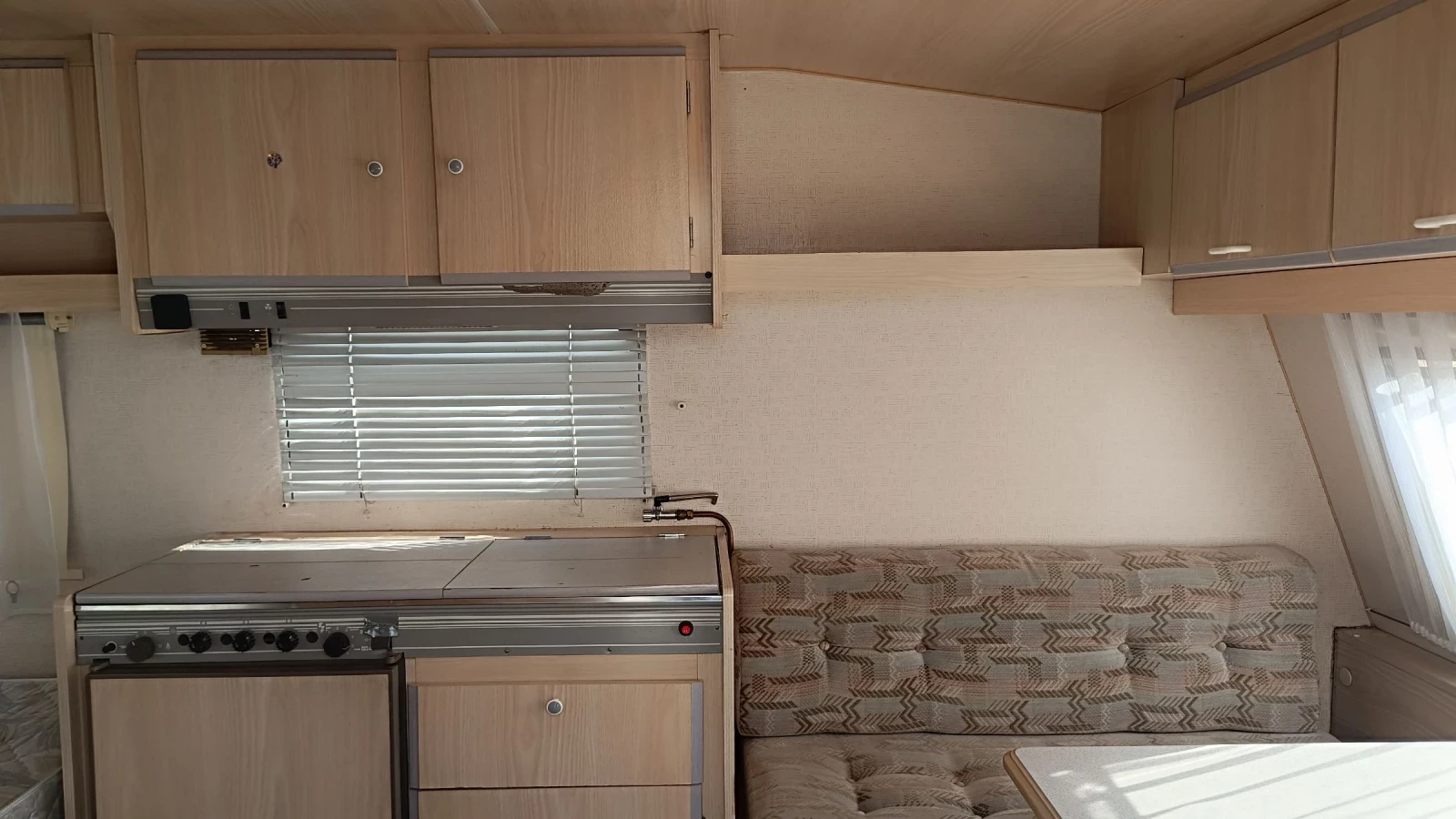 Каравана Caravelair Bamba 360  - изображение 2