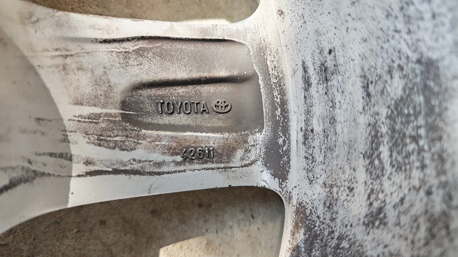 ���� � ������ 215/55R17 �� Toyota | Mobile.bg � ����������� 12
