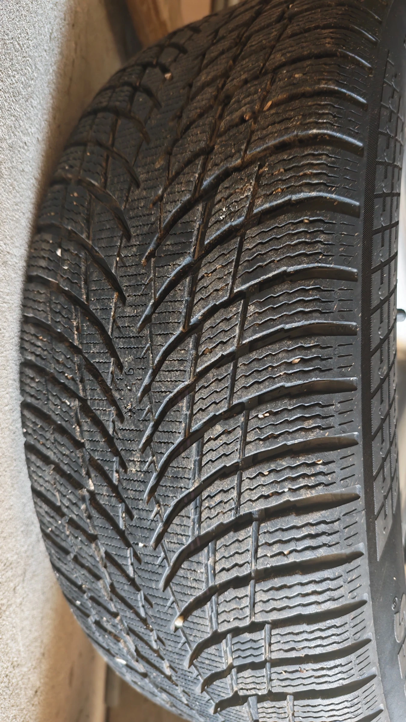 ���� � ������ 215/55R17 �� Toyota | Mobile.bg � ����������� 11