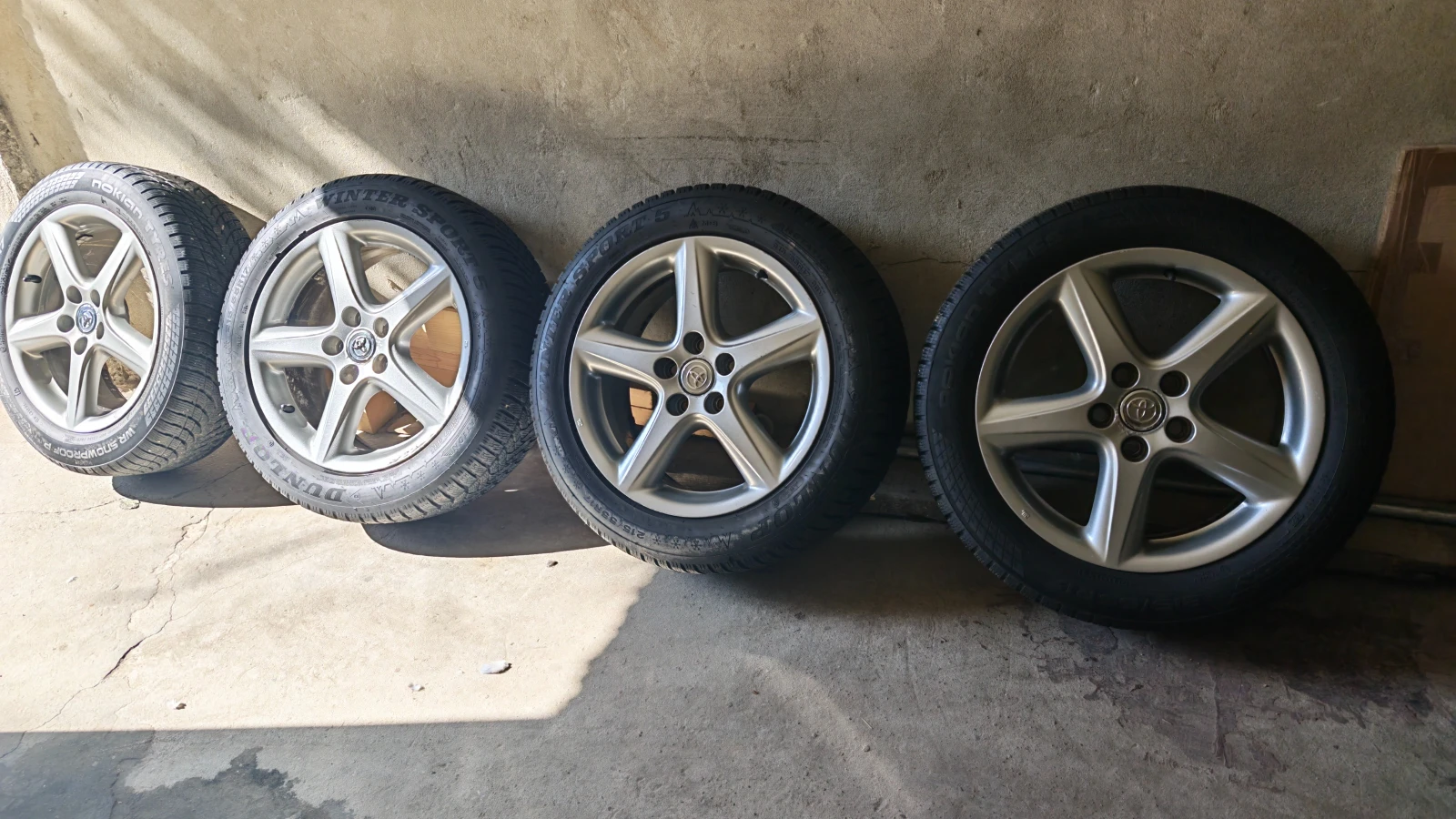 Гуми с джанти Dunlop 215/55R17