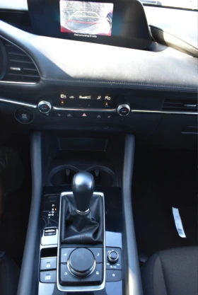 Mazda 3 2.5i* SKYACTIV G, AVTOMAT, Car Pley * , снимка 13