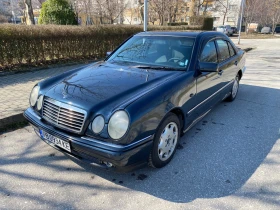 Mercedes-Benz E 280, снимка 2