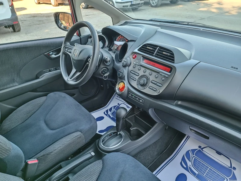 Honda Jazz 1.4i-99кс-ШВЕЙЦАРИЯ-АВТОМАТ-FACELIFT, снимка 13 - Автомобили и джипове - 46891318