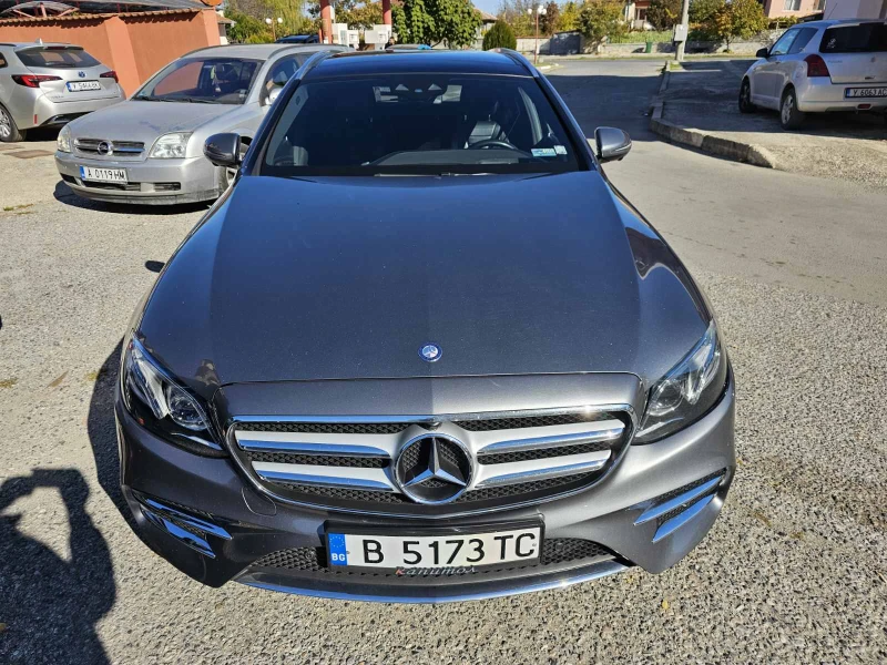 Mercedes-Benz E 220 cdi, снимка 1 - Автомобили и джипове - 47859951