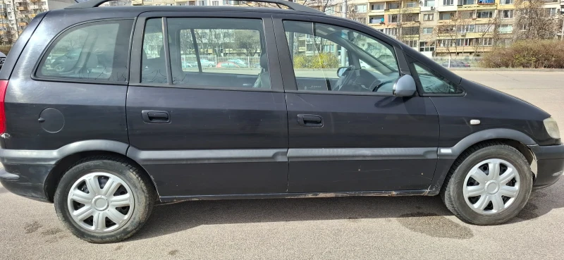 Opel Zafira 2 DTI, снимка 12 - Автомобили и джипове - 49505314