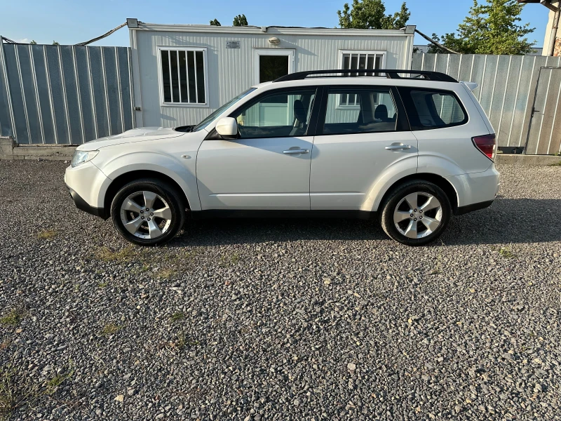 Subaru Forester, снимка 4 - Автомобили и джипове - 52172679
