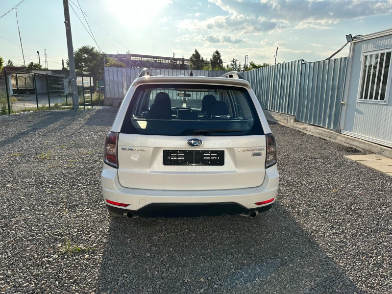 Subaru Forester, снимка 7 - Автомобили и джипове - 52172679