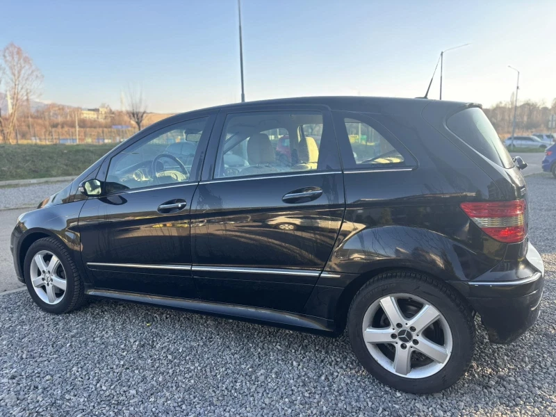 Mercedes-Benz B 180, снимка 6 - Автомобили и джипове - 52775159
