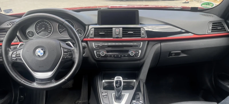 BMW 330 d xDrive SportLine, снимка 11 - Автомобили и джипове - 52848715
