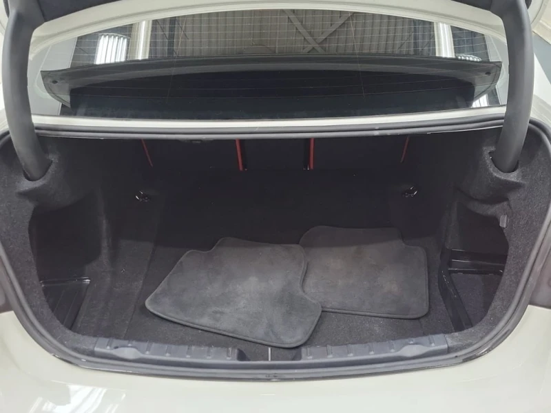 BMW 330 * 330I XDRIVE * CARFAX * ЦЕНА ДО БГ, снимка 15 - Автомобили и джипове - 52878615