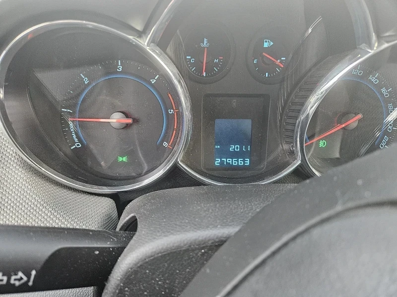 Chevrolet Cruze 2.0 VCDI | Mobile.bg — изображение 11