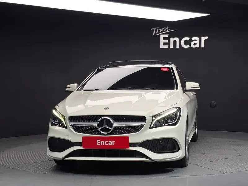 Mercedes-Benz CLA 2.5, снимка 3 - Автомобили и джипове - 54287751