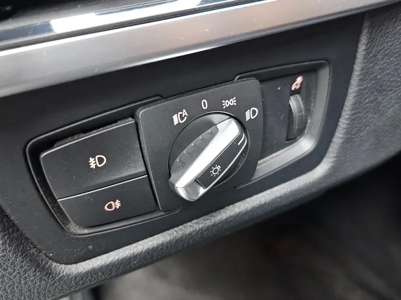 BMW 320, снимка 16 - Автомобили и джипове - 55734314