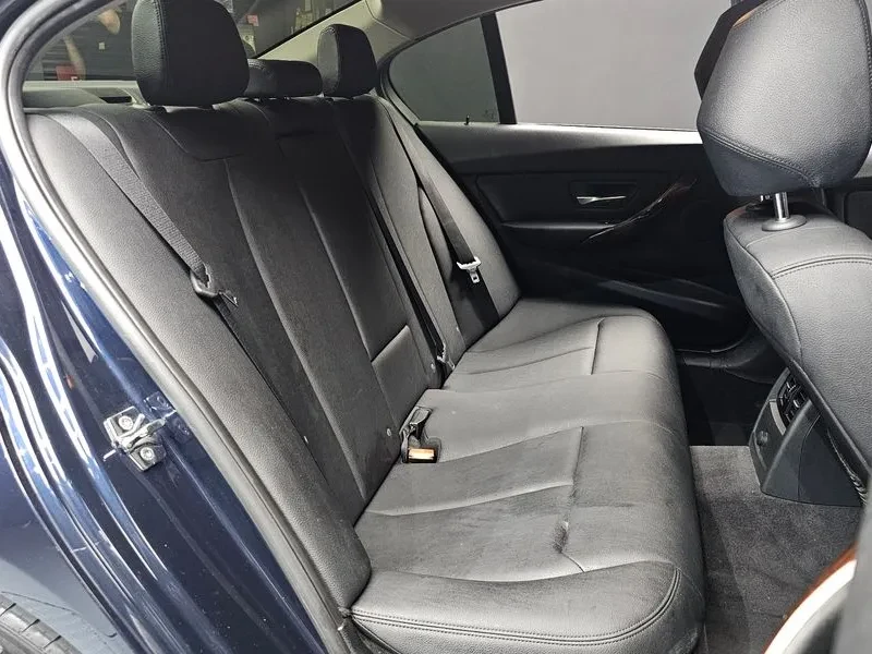 BMW 320, снимка 12 - Автомобили и джипове - 55734314