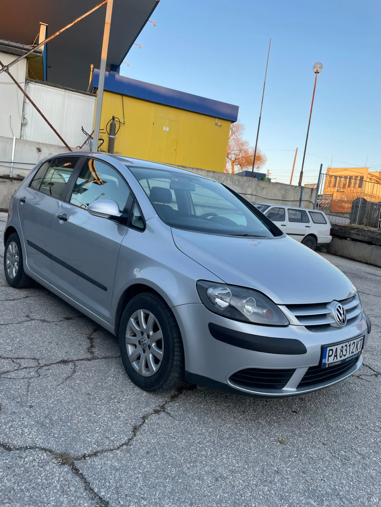 VW Golf Plus 1.9 TDI 105HP - изображение 2