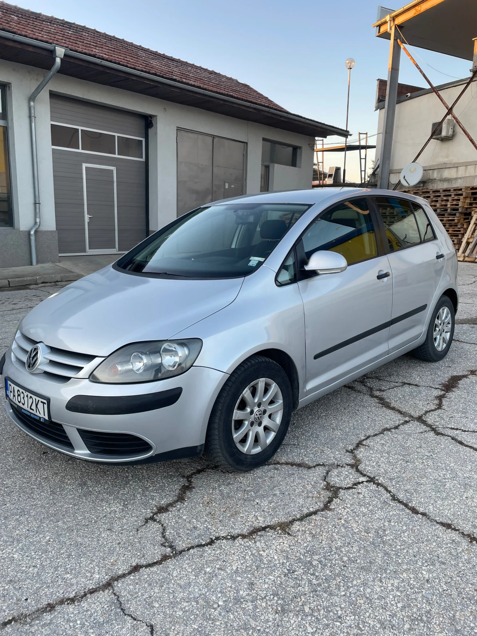 VW Golf Plus 1.9 TDI 105HP - изображение 3