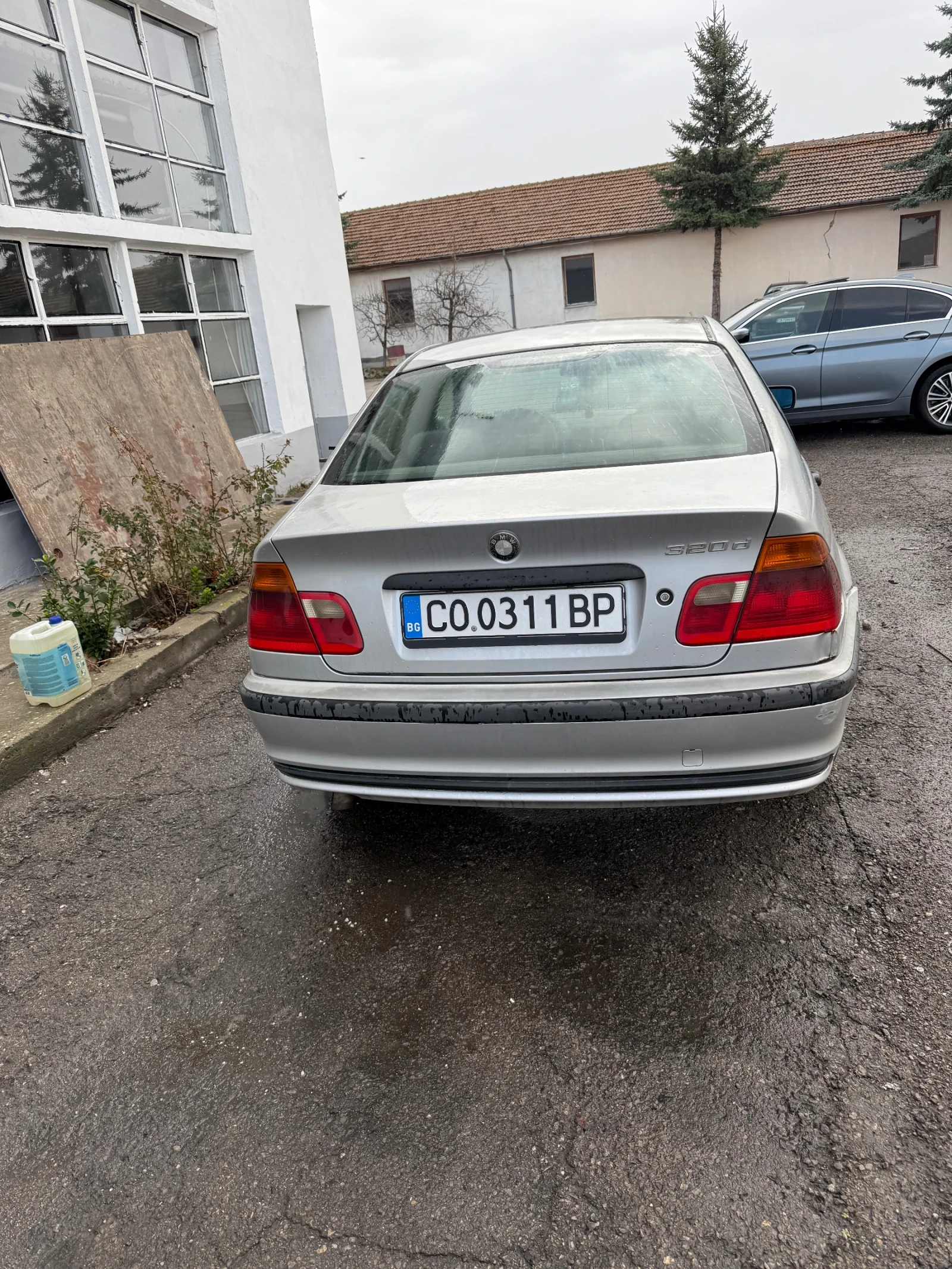 BMW 320  - изображение 4