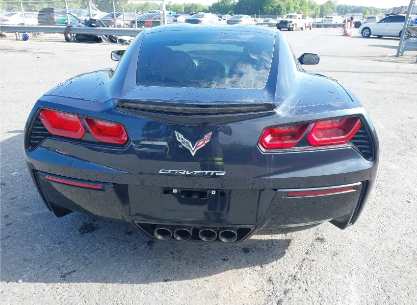 Chevrolet Corvette STINGRAY - изображение 5
