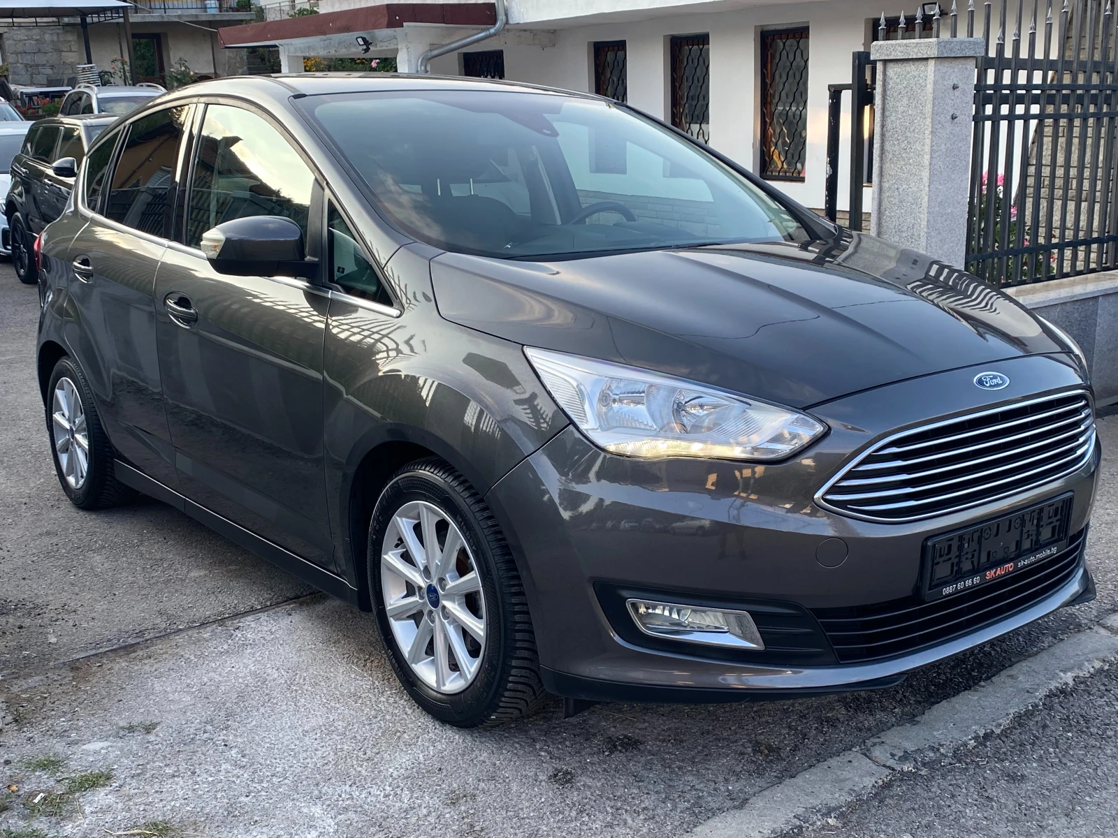 Ford C-max 1.5TDCI-LED-TITANIUM-EURO6B-AUTOMAT-NAVI-PDC-КАМЕР - изображение 3