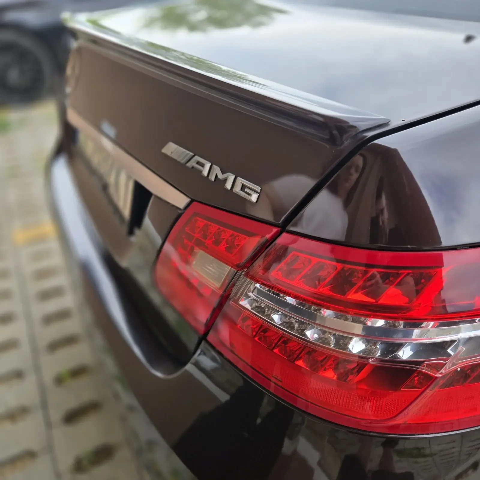 Mercedes-Benz E 350 E 63 AMG Pack - изображение 10