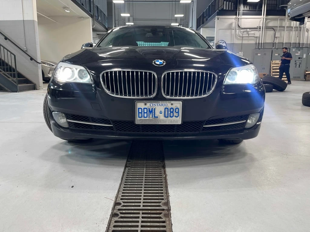 BMW 528 * 528i xDrive * CARFAX * БЕЗ ПЪРВОНАЧАЛНА ВНОСКА - изображение 6