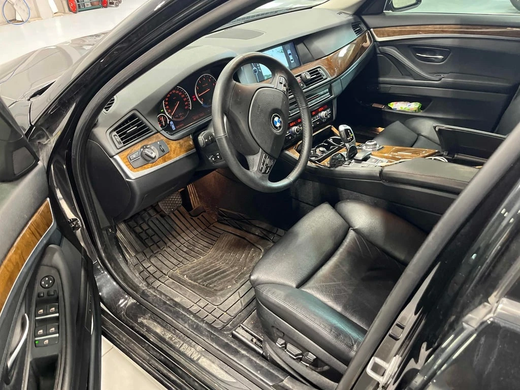 BMW 528 * 528i xDrive * CARFAX * БЕЗ ПЪРВОНАЧАЛНА ВНОСКА - изображение 5