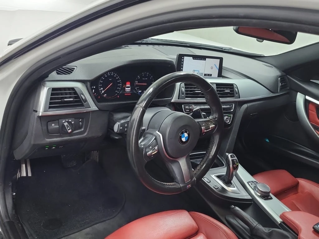 BMW 330 * 330I XDRIVE * CARFAX * ЦЕНА ДО БГ - изображение 10