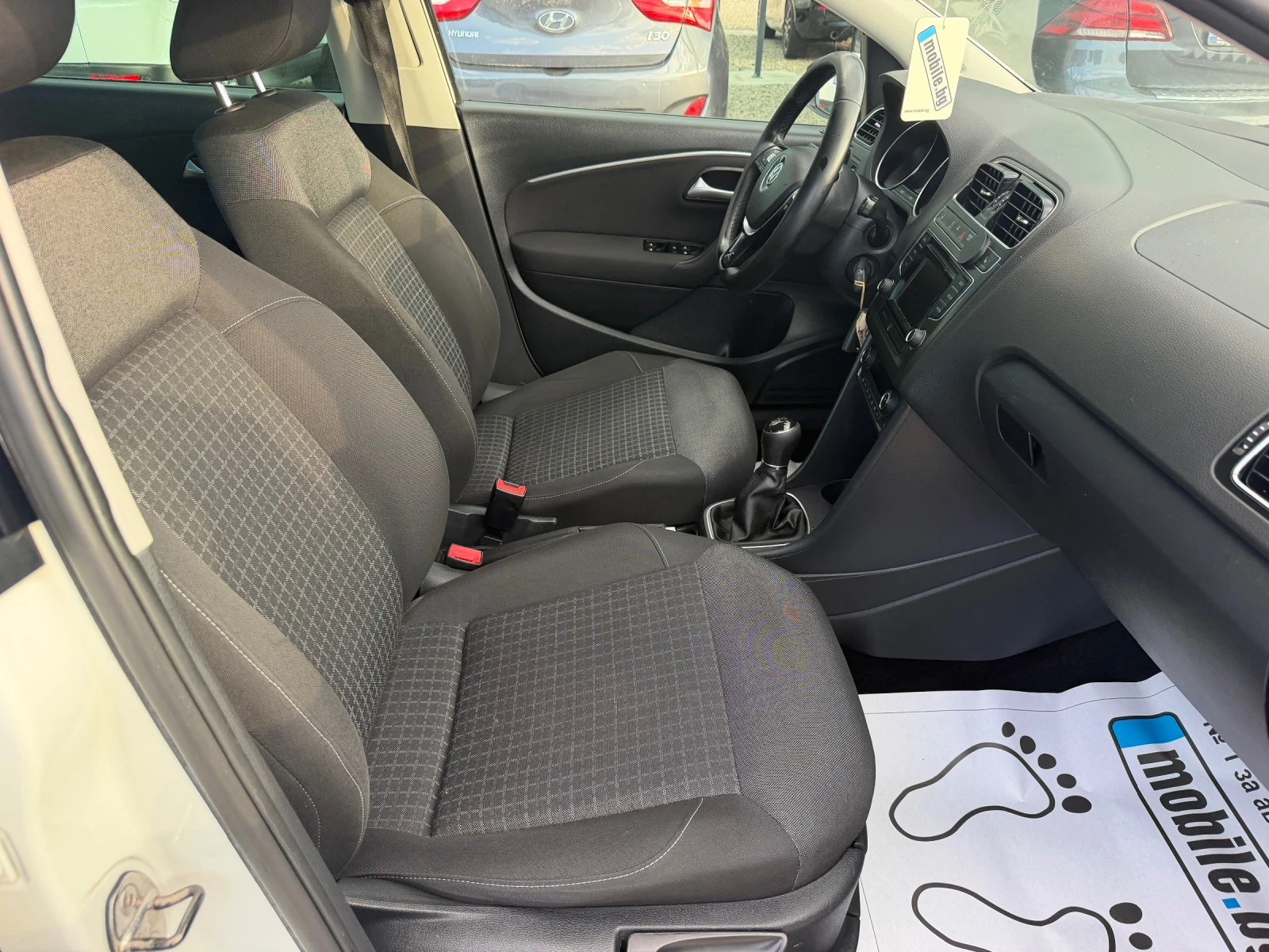 VW Polo 1.2tsi/90hp/NAVI/EVRO6/, снимка 10 - Автомобили и джипове - 54983325