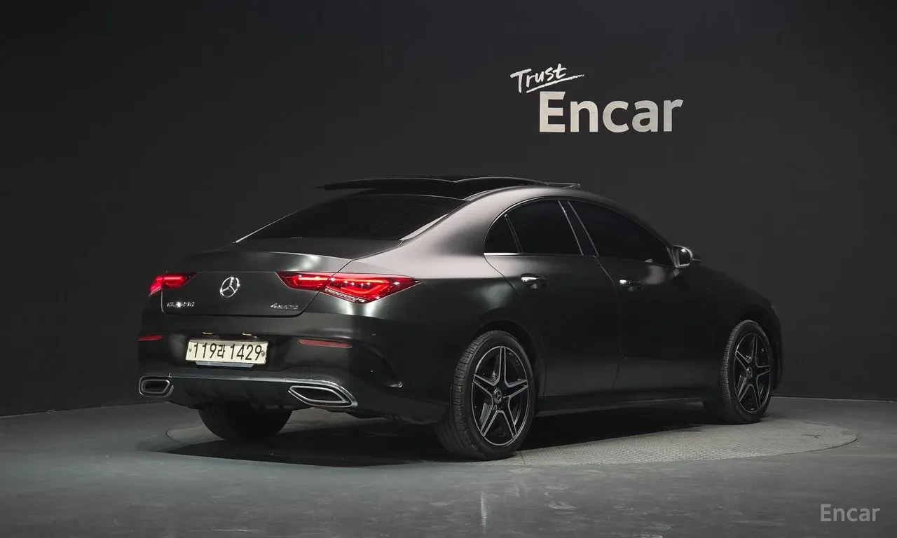 Mercedes-Benz CLA 250 4MATIC| AMG PACKAGE| 4MATIC| LED| DIGITAL COCKPIT|, снимка 2 - Автомобили и джипове - 55261564