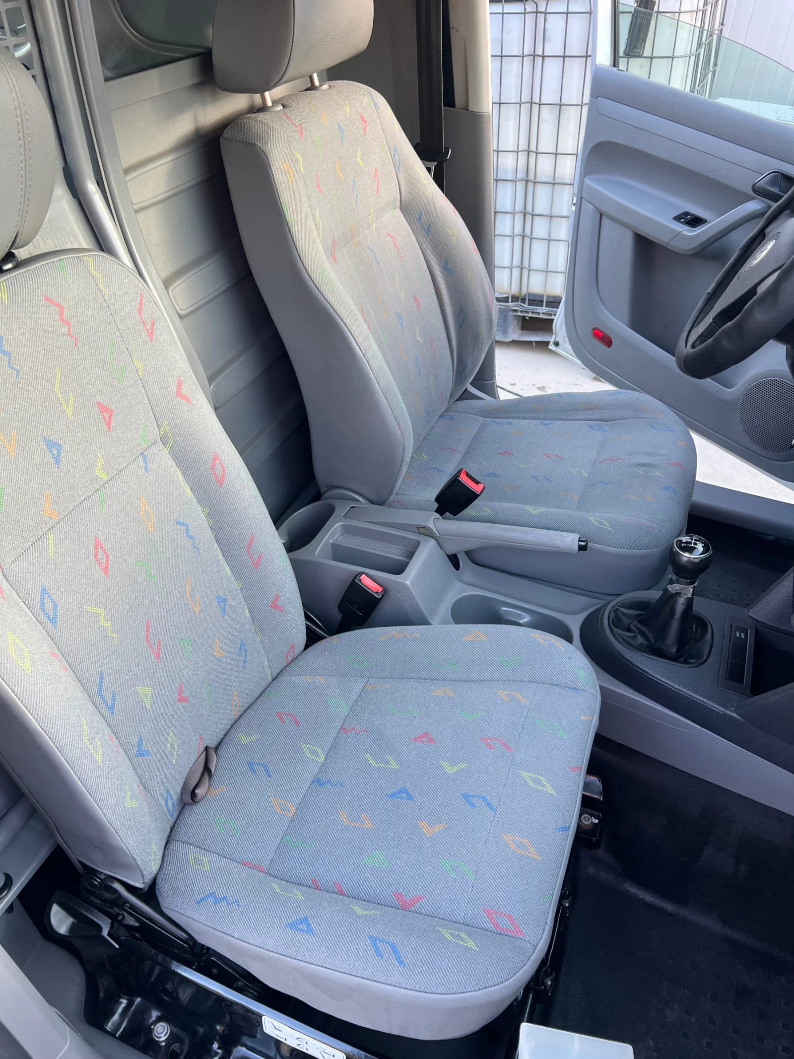VW Caddy Maxi, снимка 2 - Автомобили и джипове - 55340328