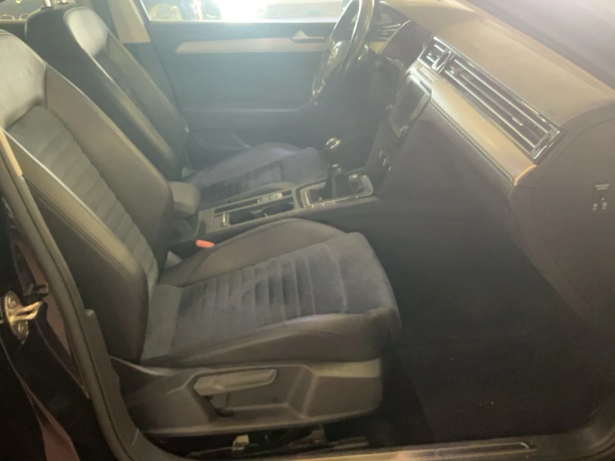 VW Passat 2.0TDI/HIGH LINE/DIGITAL  ОЧАКВАН ВНОС!!, снимка 8 - Автомобили и джипове - 55617622
