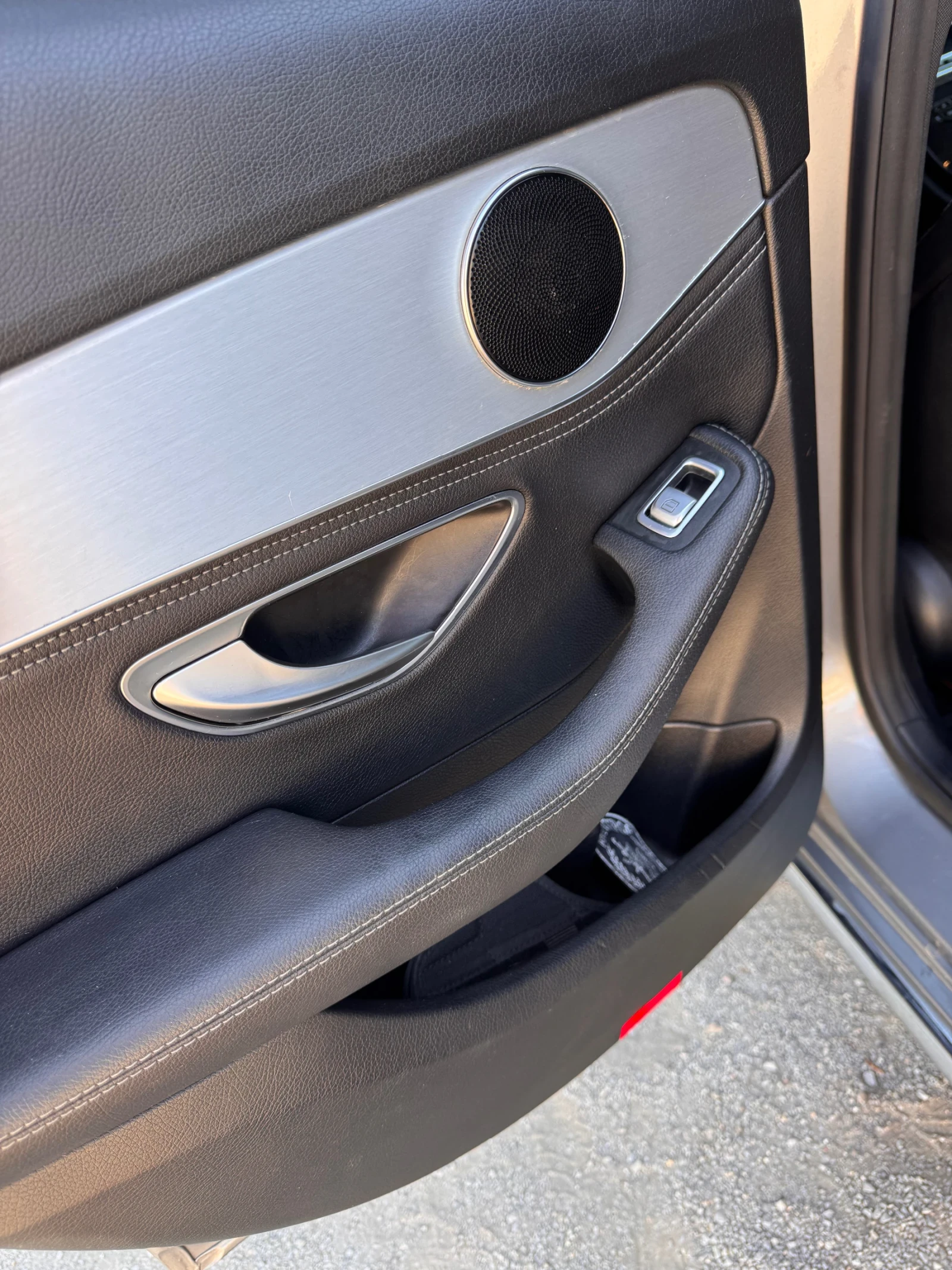 Mercedes-Benz C 300, снимка 10 - Автомобили и джипове - 55692056