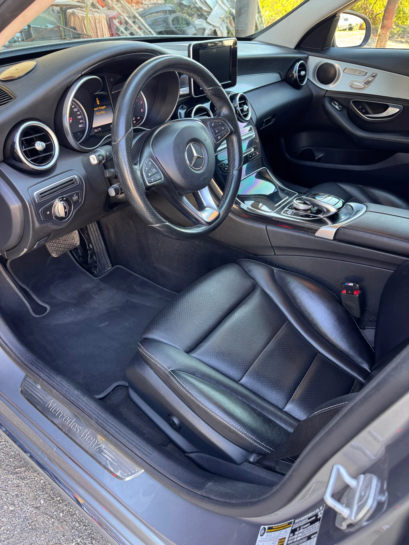 Mercedes-Benz C 300, снимка 5 - Автомобили и джипове - 55692056