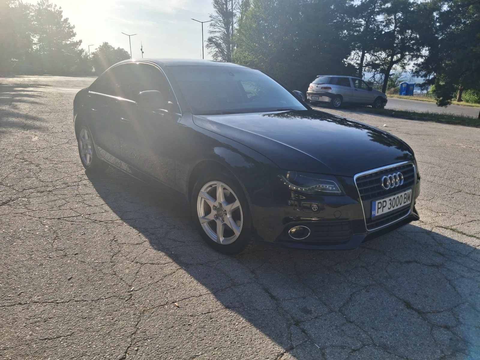 Audi A4 2.0 TDI, снимка 5 - Автомобили и джипове - 55877896