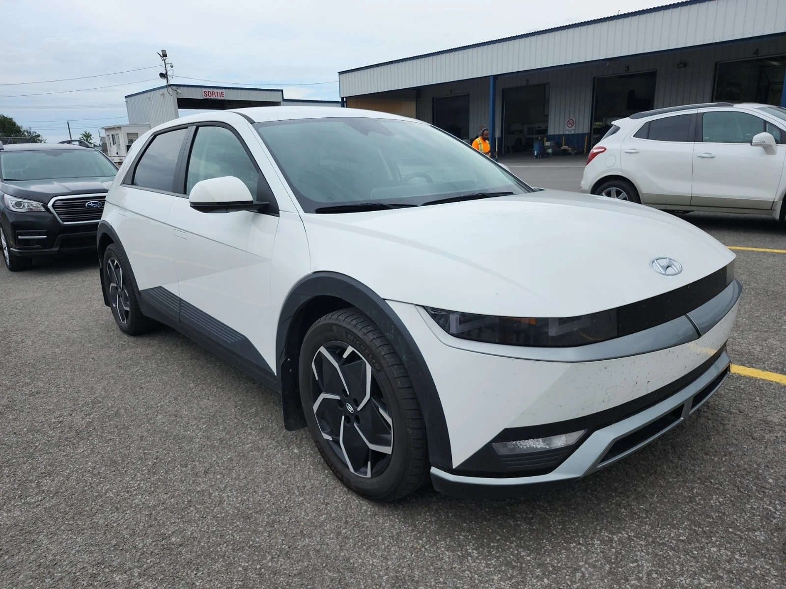 Hyundai Ioniq 5 * PREFERRED * CARFAX * ЦЕНА ДО БГ, снимка 2 - Автомобили и джипове - 55969925