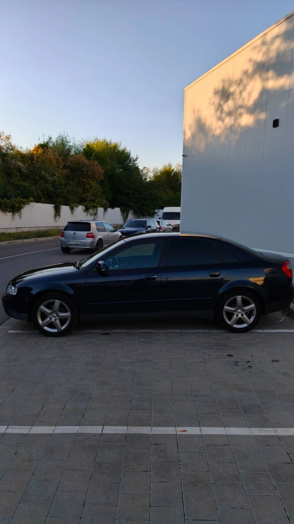 Audi A4 1.9 ТДИ, снимка 3 - Автомобили и джипове - 56632887