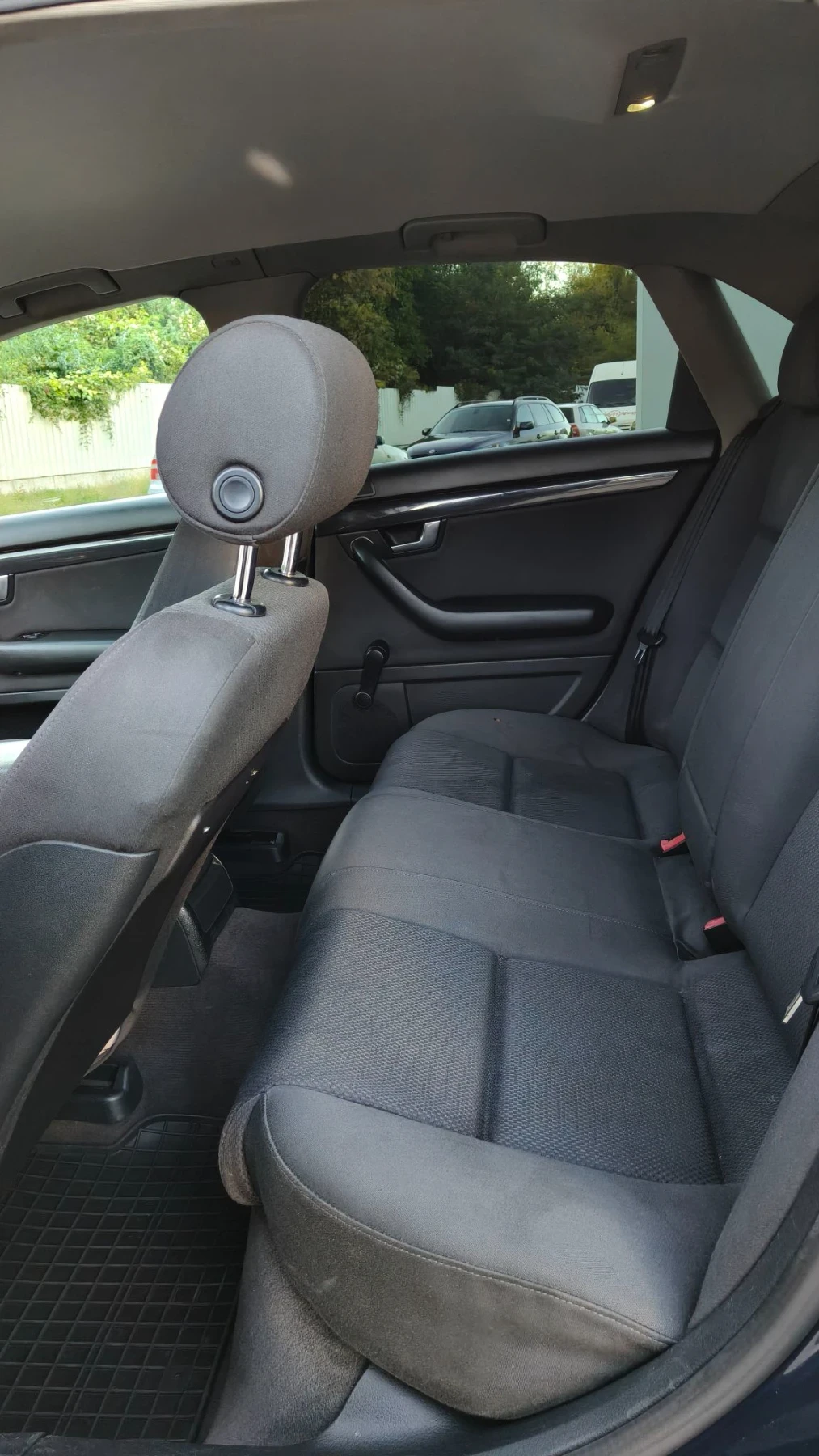 Audi A4 1.9 ТДИ, снимка 12 - Автомобили и джипове - 56632887