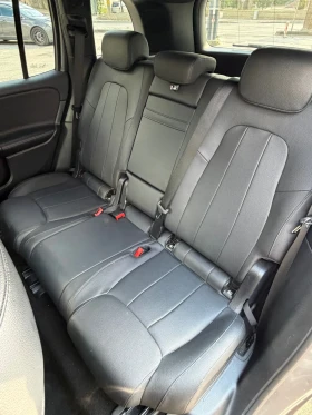 Mercedes-Benz GLB 200d, 4Matic, Масаж, Амбиент, Камера, снимка 9
